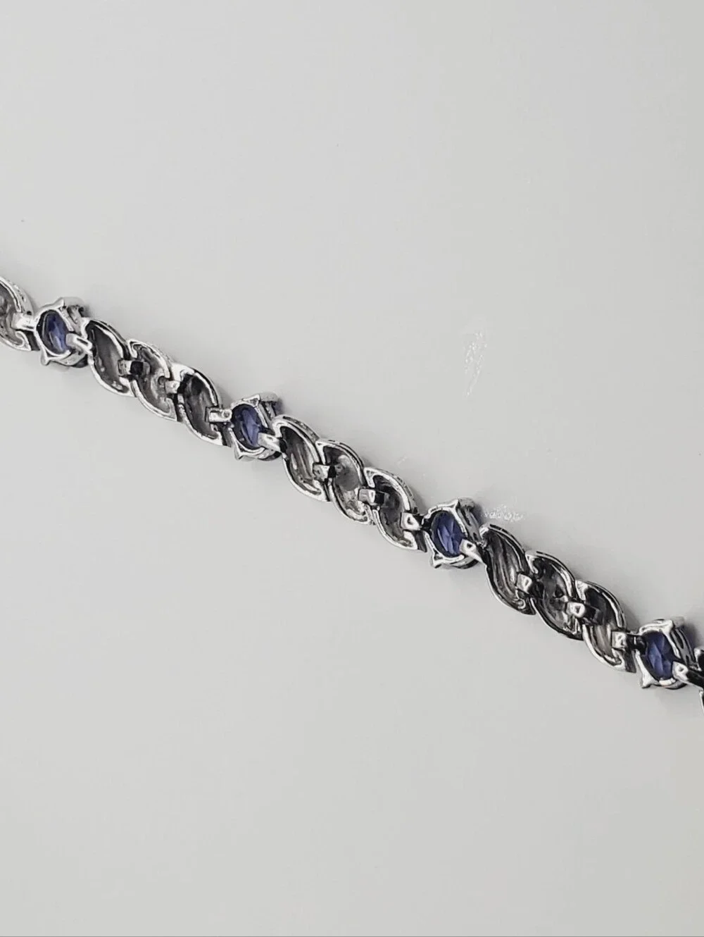 4.5 Carat Oval Tanzanite Gemstone & Diamond 925 Sterling Silver Tennis Bracelet